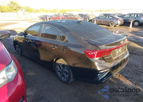 2021 Kia Forte Lxs из США, поврежденный, VIN 3KPF24AD1ME309373